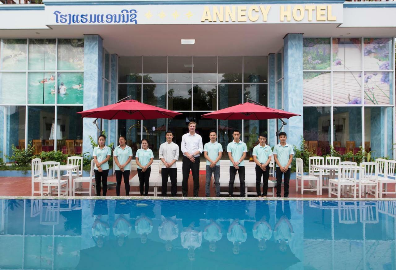Annecy Hotel Vang Vieng Eksteriør billede