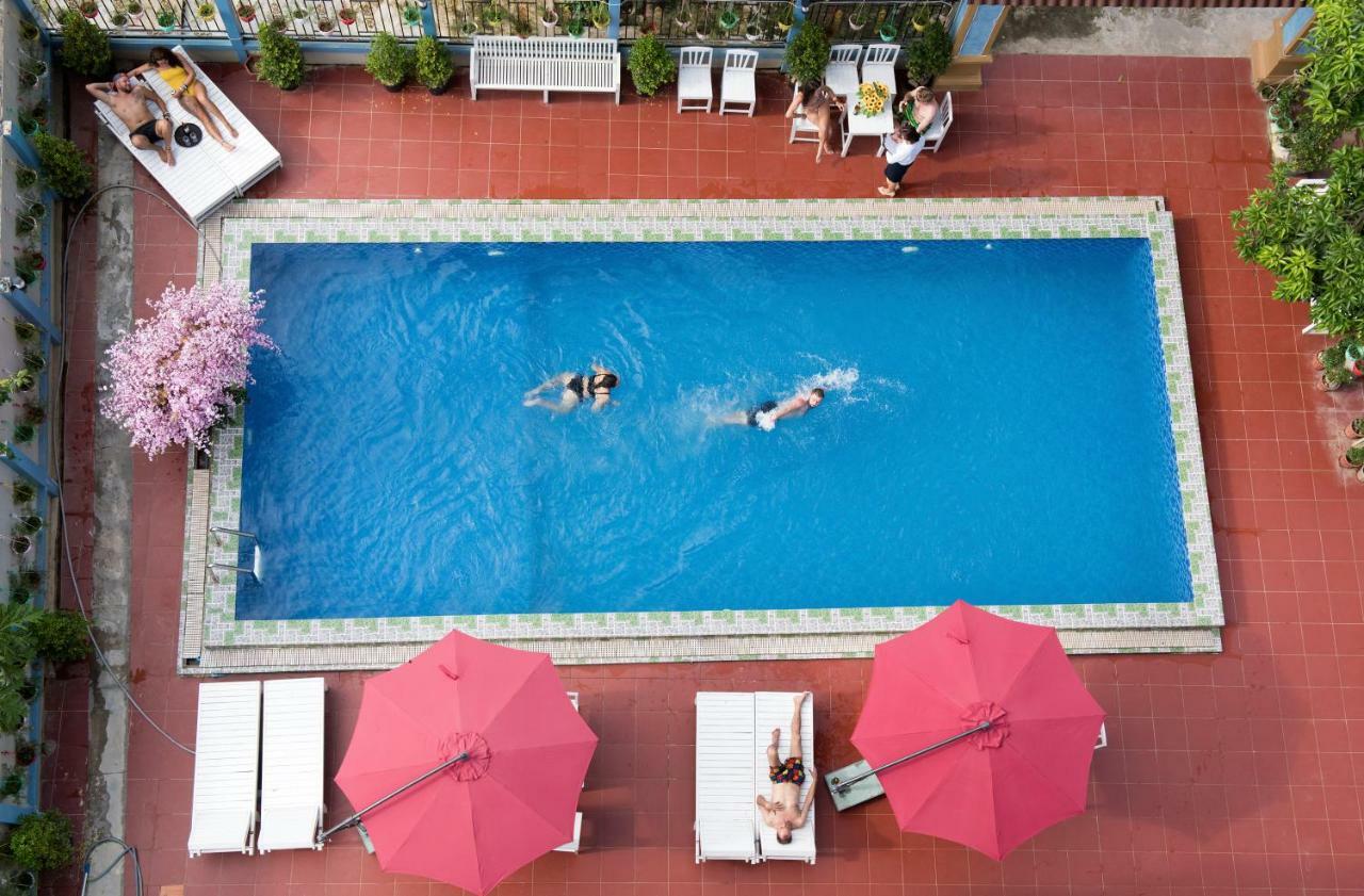 Annecy Hotel Vang Vieng Eksteriør billede