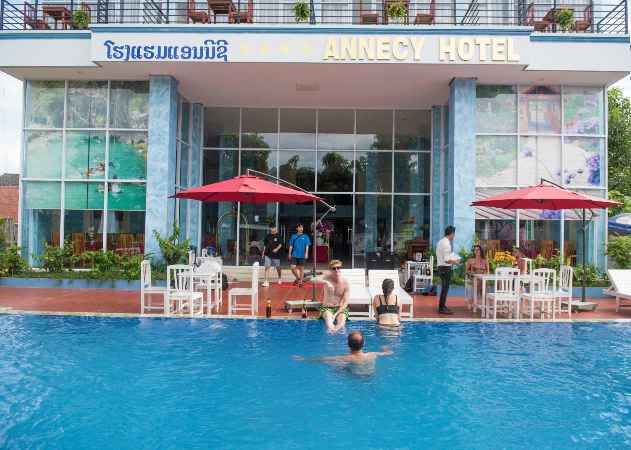 Annecy Hotel Vang Vieng Eksteriør billede