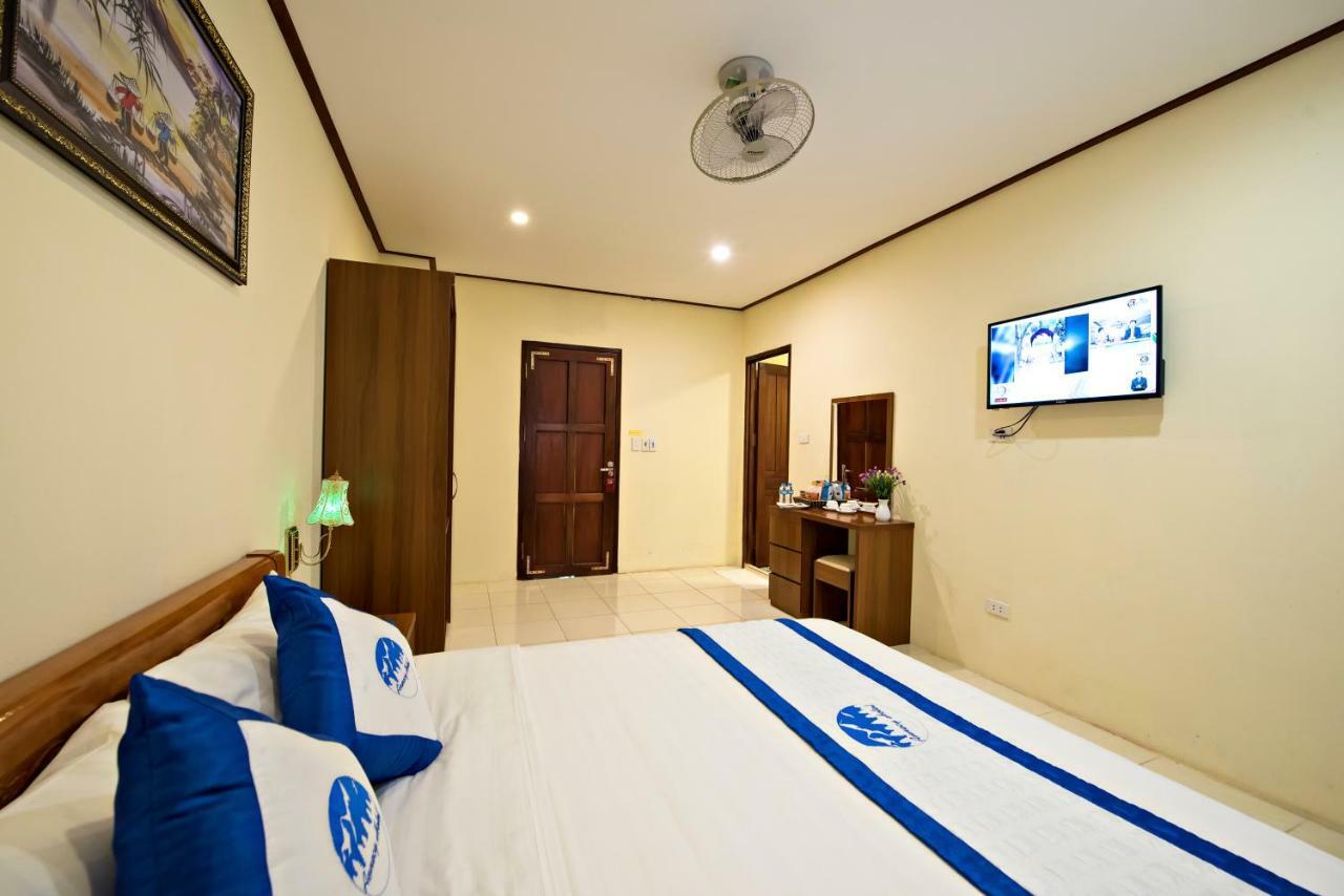 Annecy Hotel Vang Vieng Eksteriør billede