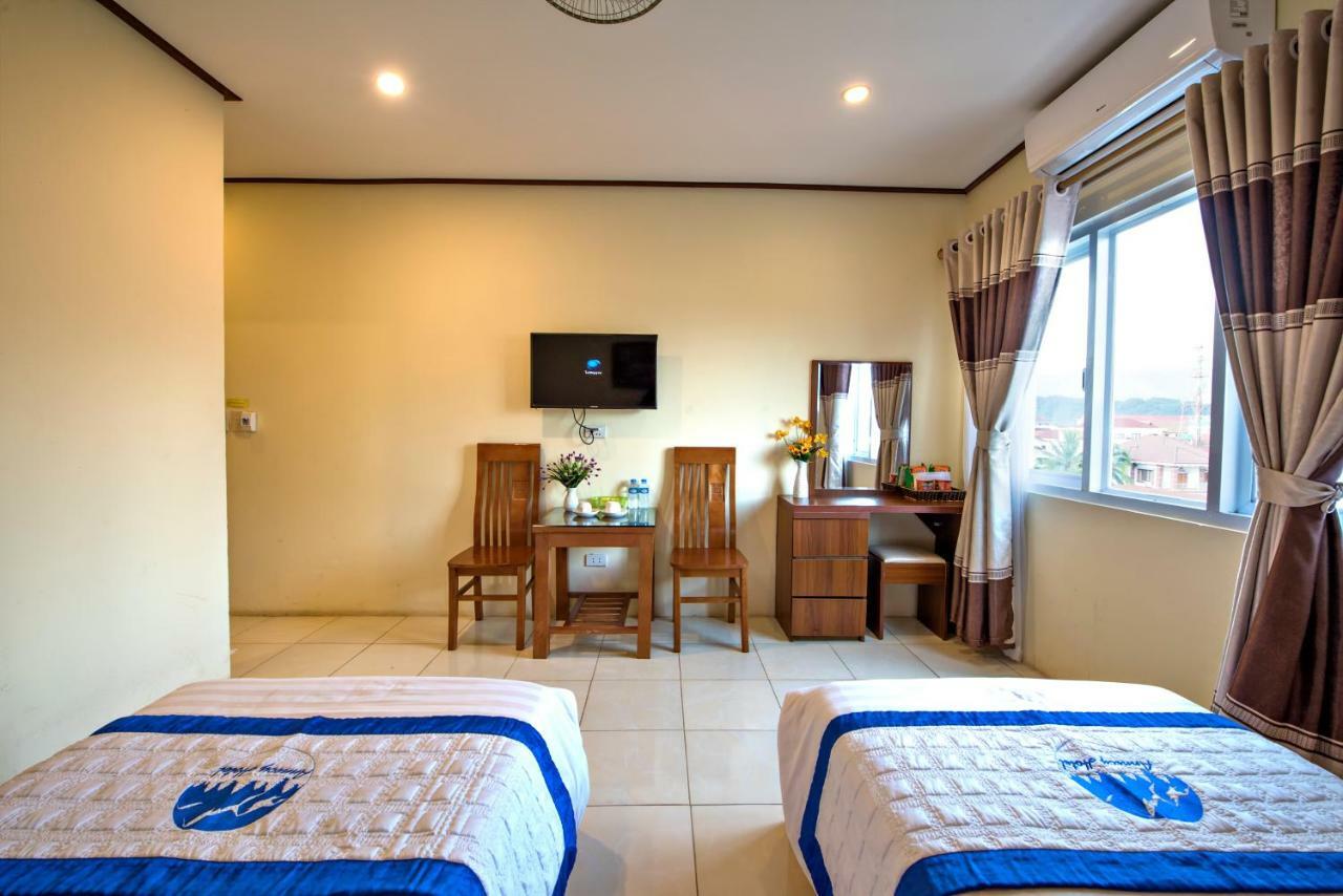 Annecy Hotel Vang Vieng Eksteriør billede