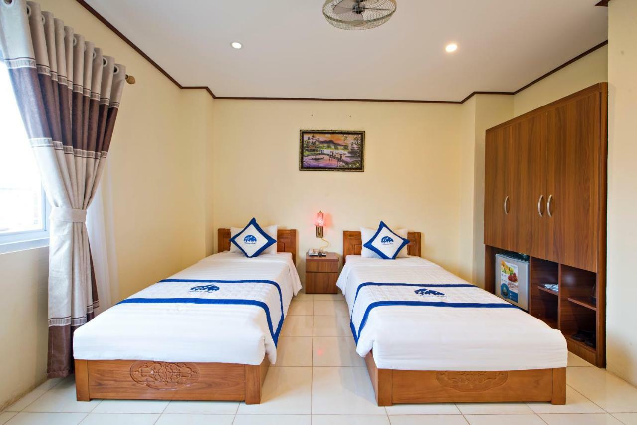 Annecy Hotel Vang Vieng Eksteriør billede