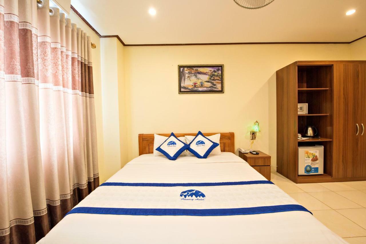 Annecy Hotel Vang Vieng Eksteriør billede